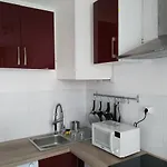 Apartamento Comfy Parisian Studio!