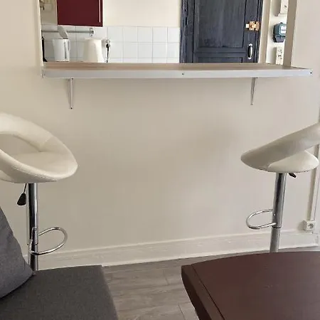 Comfy Parisian Studio! Appartement *