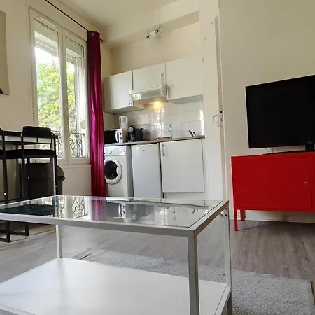 Lejlighed Comfy Parisian Studio!