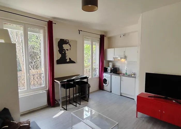 アパート Comfy Parisian Studio!